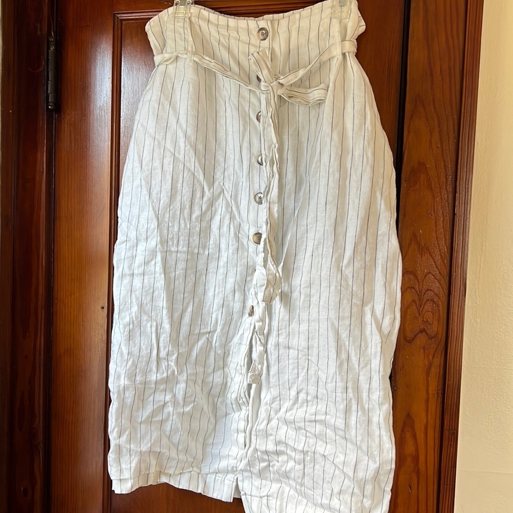 High Rise, linen stripped skirt